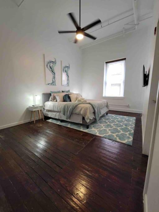 Luxury Condo “Walk To Everything” Memphis Exterior foto